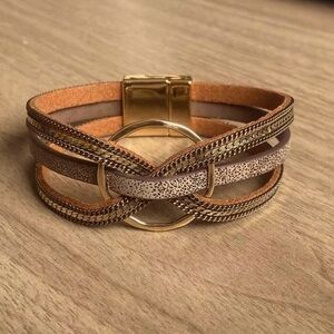 It is Well Boutique Boho Leather Magnetic Buckle Bracelet NWT Brown/Gold
